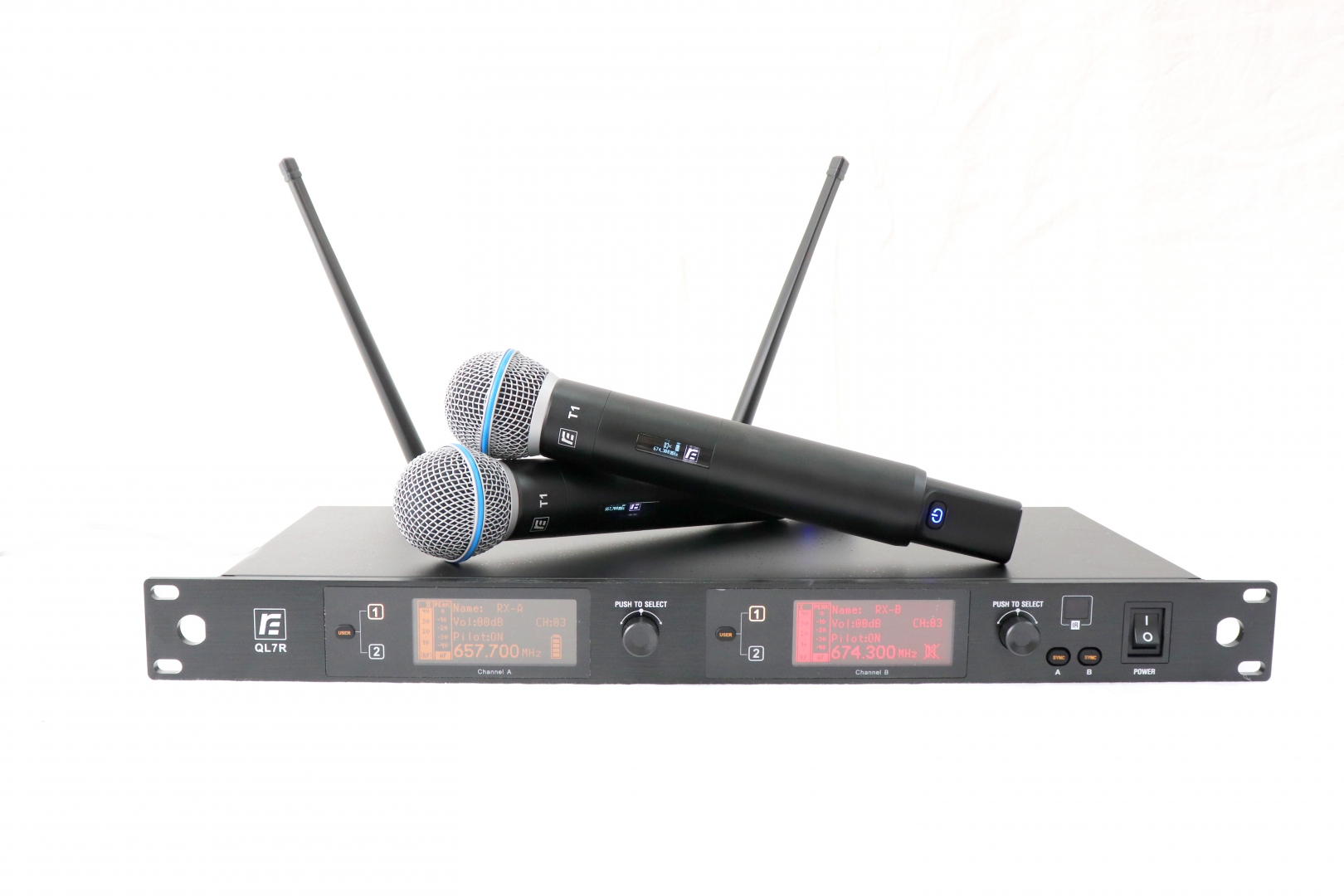 RFIntell QL7R/T1-A 651,800-683,400 МГц 2-канальная радиосистема с 2-мя ручными микрофонами в Зеленодольске